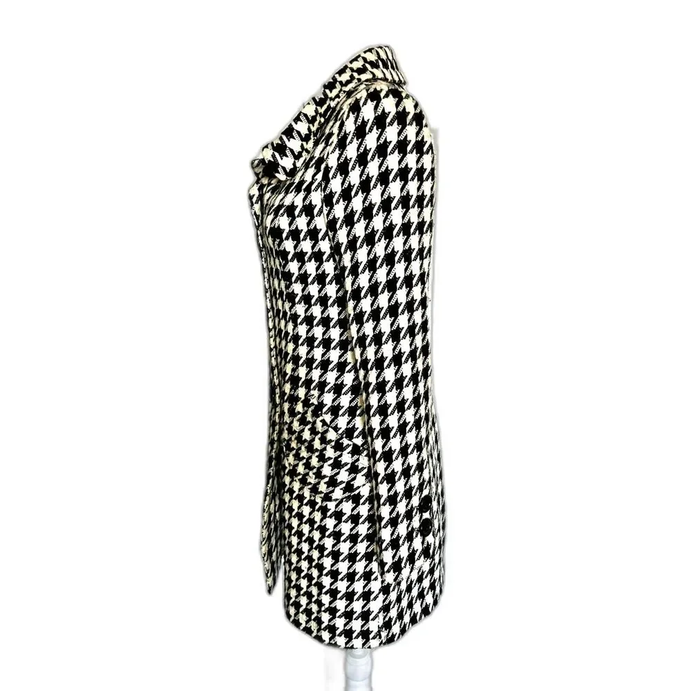 Christa Taylor Brand Houndstooth Coat with Large Buttons Size S